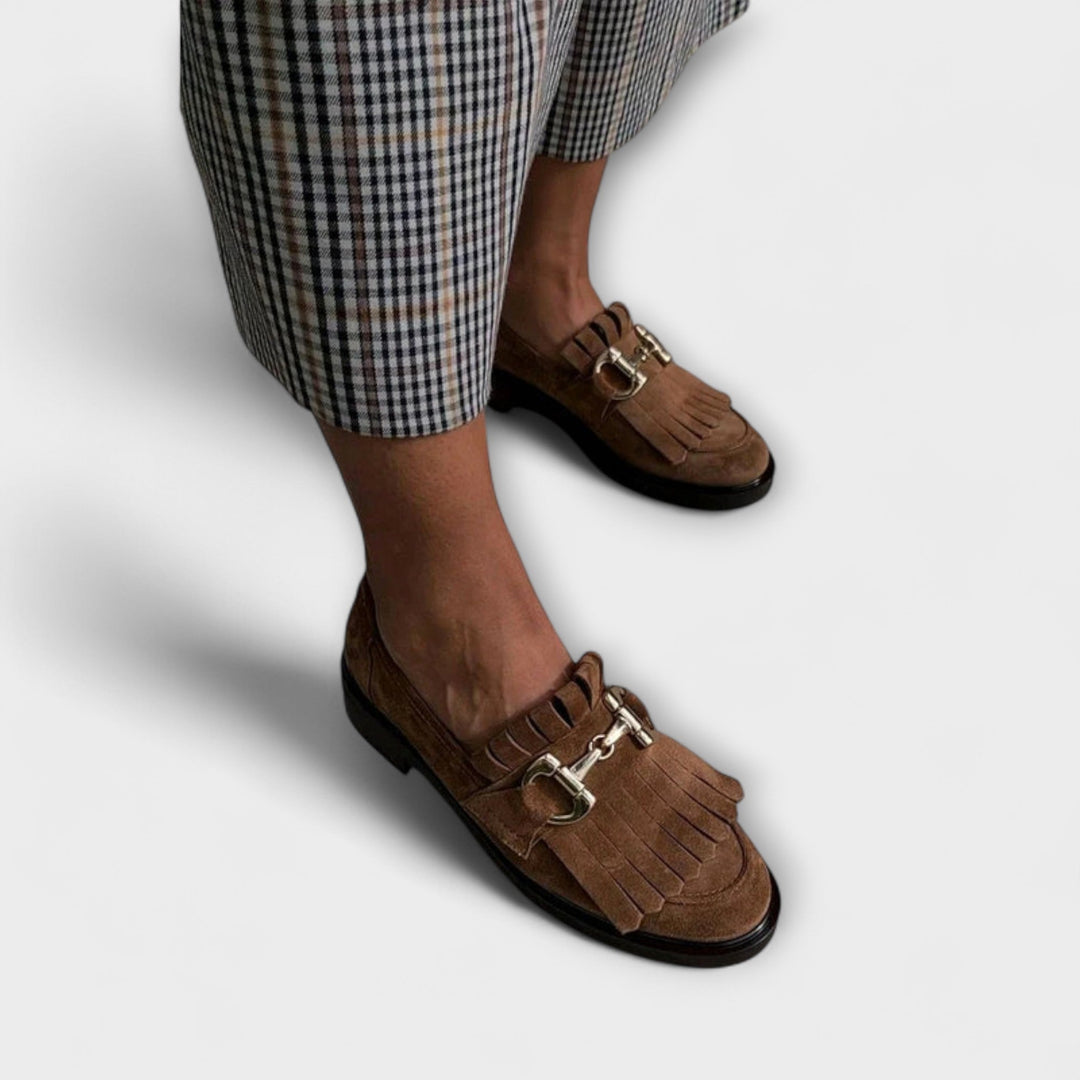 Samantha | Brown moccasin with rounded toe