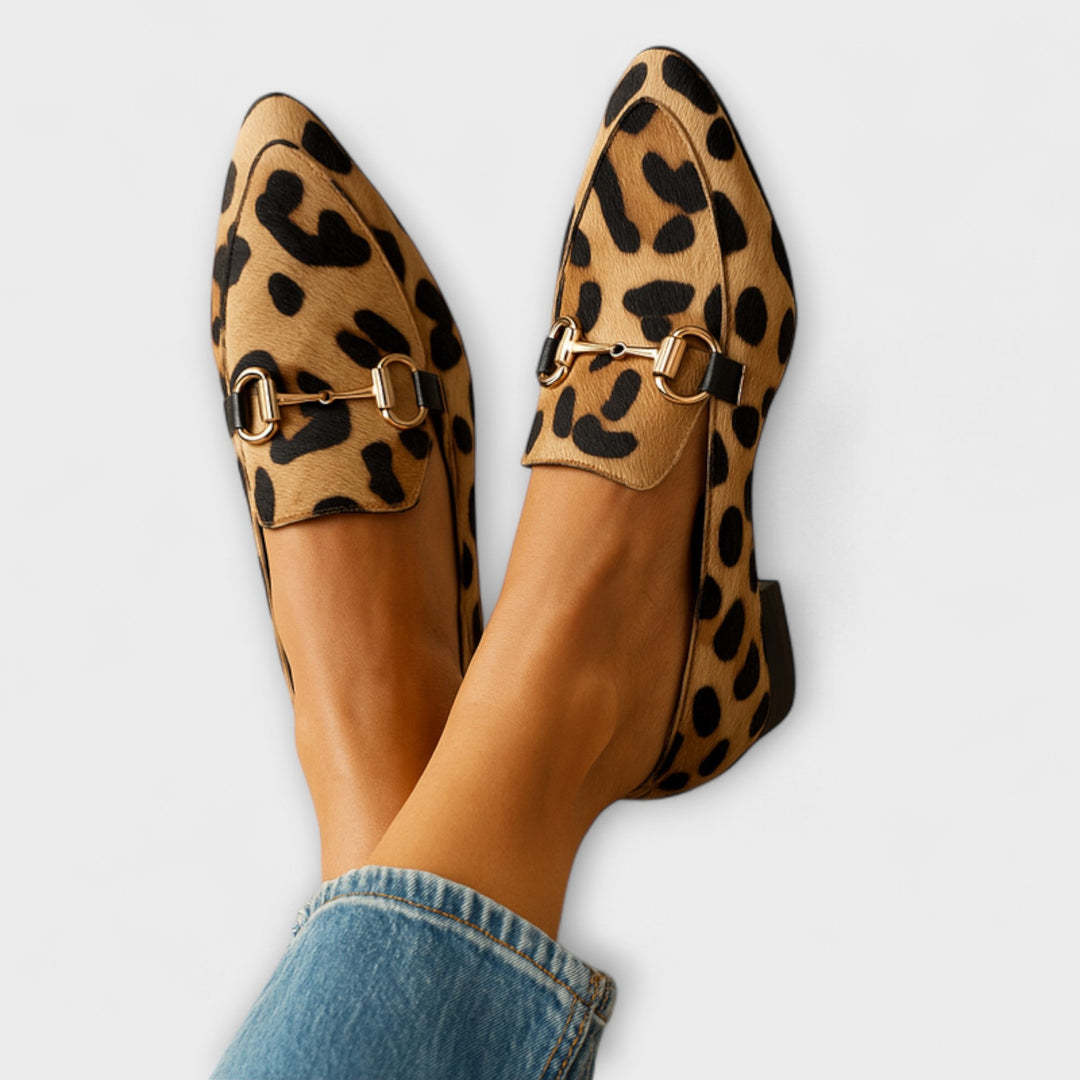 Samantha | State Moccasin