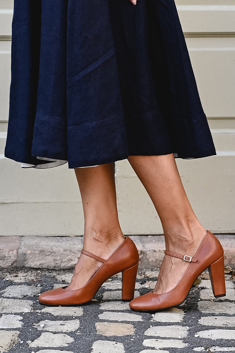 Bravina | Everyday Sandals with Strap on Small Heel