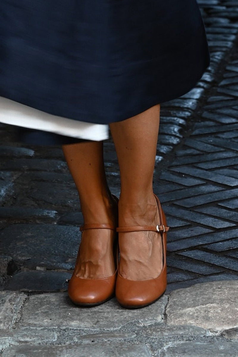 Bravina | Everyday Sandals with Strap on Small Heel