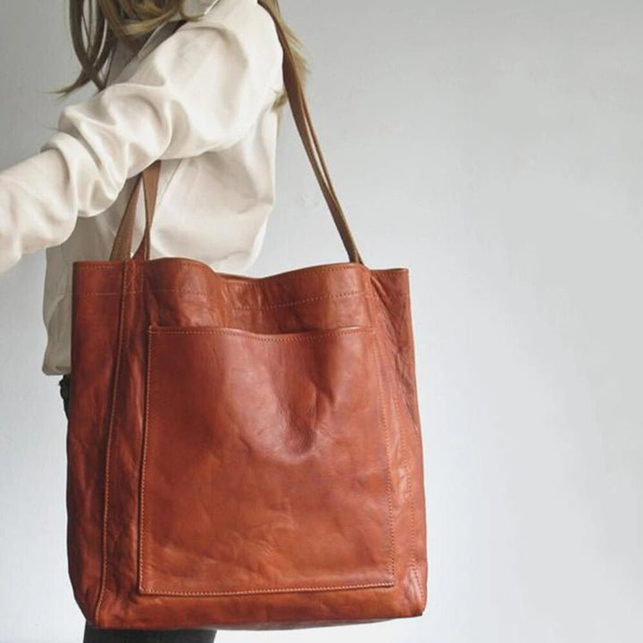 Elegant Leather Bag with Style