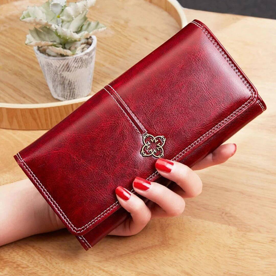 Isabelle’s Refined Companion | Wallet