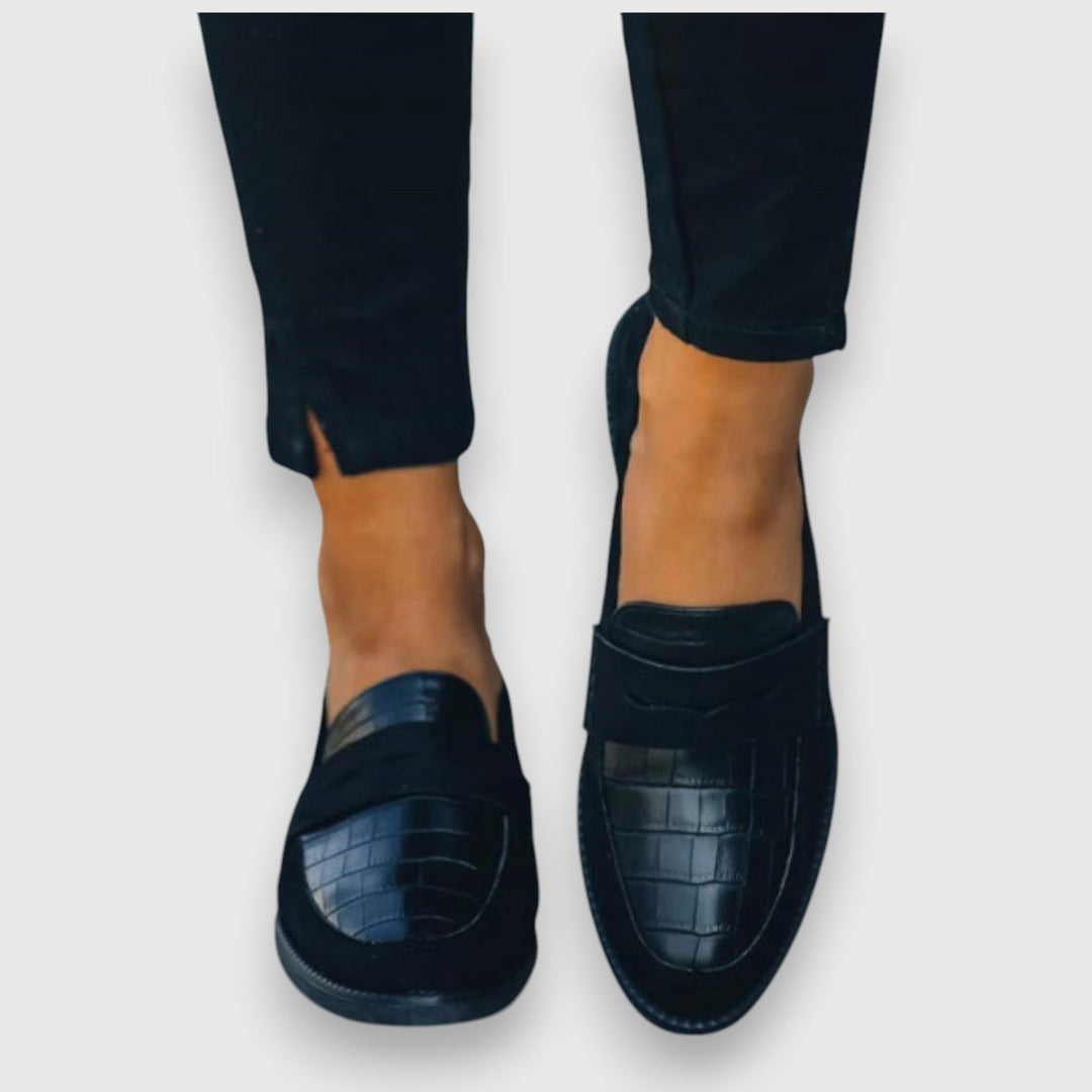 Samantha | Moccasin