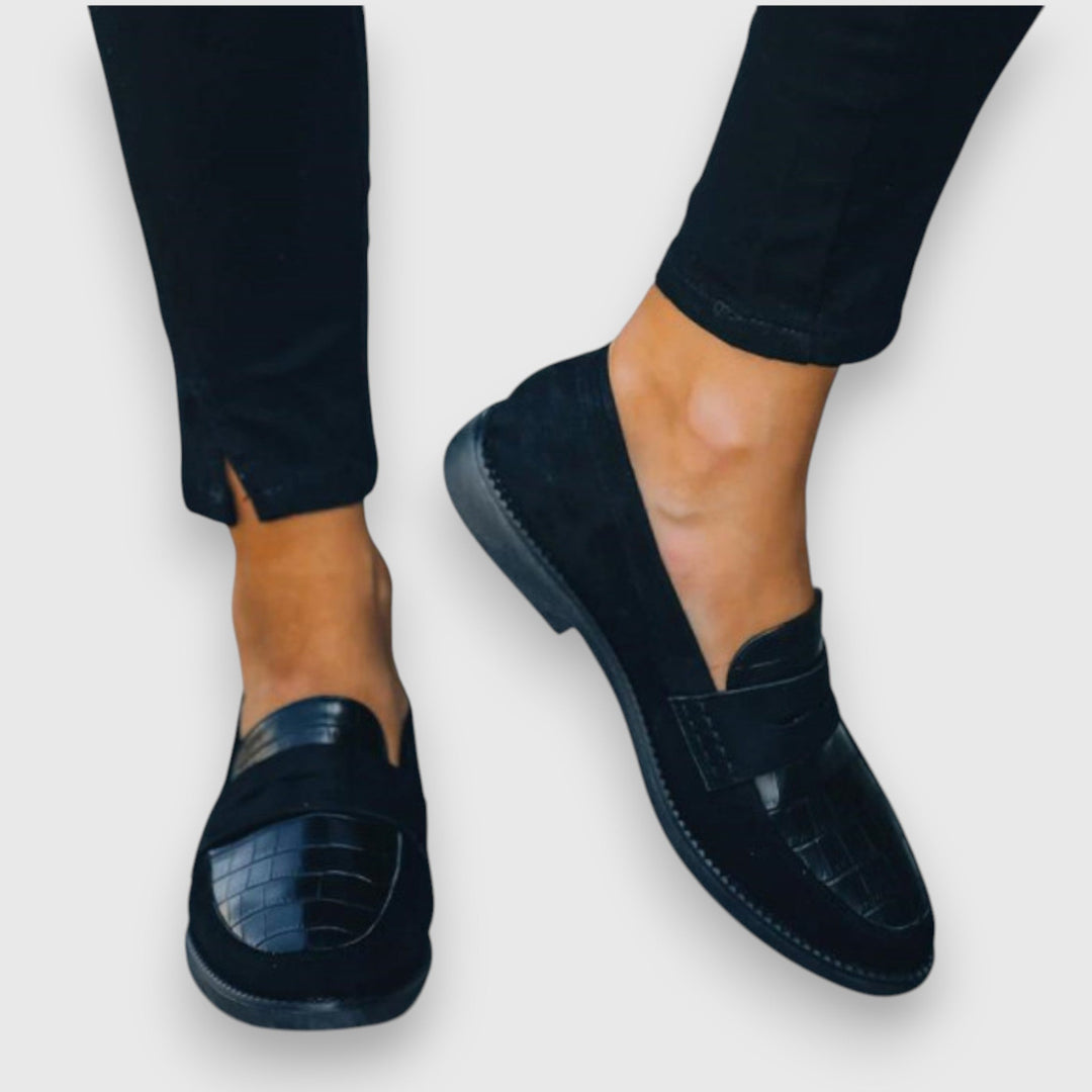 Samantha | Moccasin