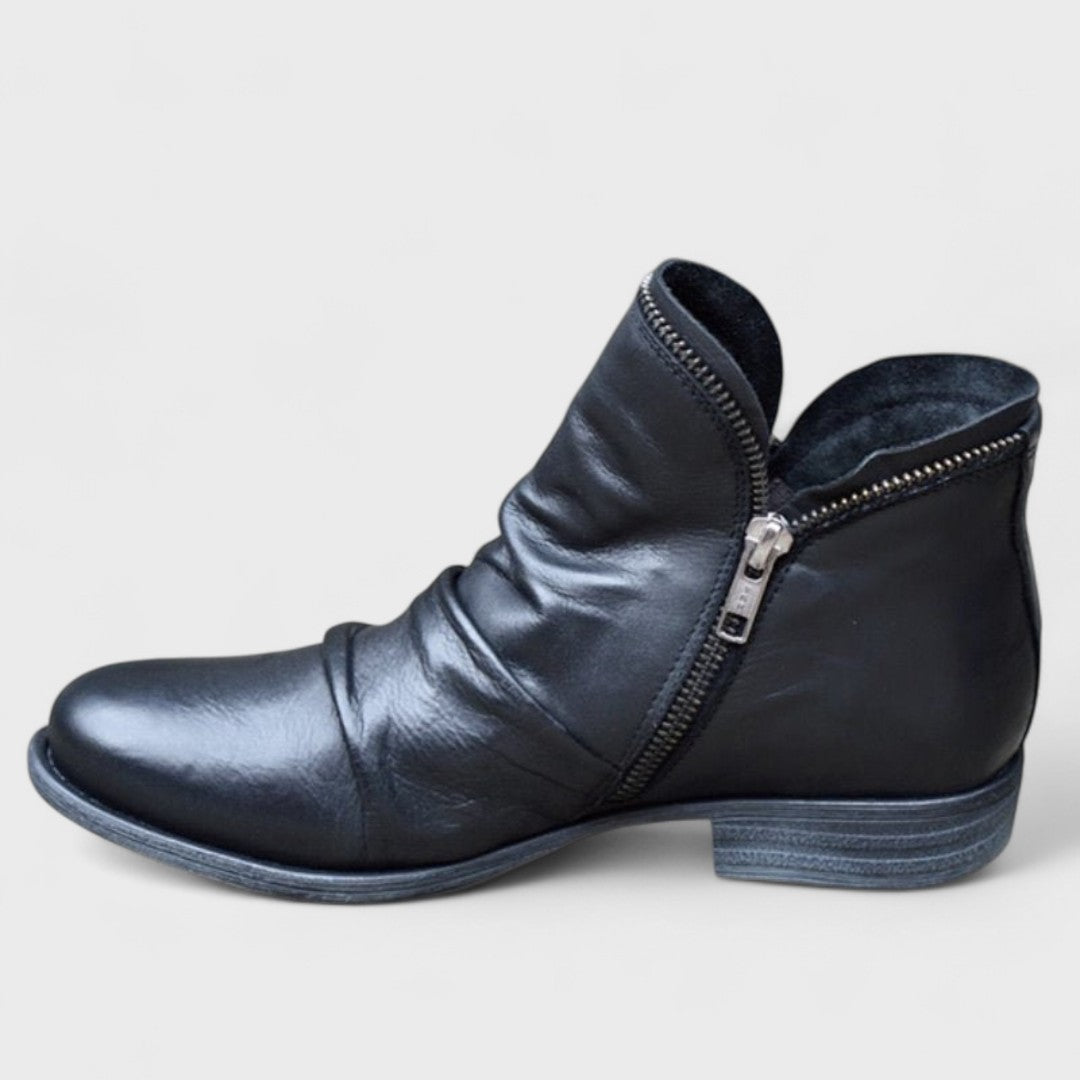 Kyssa | Orthopedic Ankle Boot
