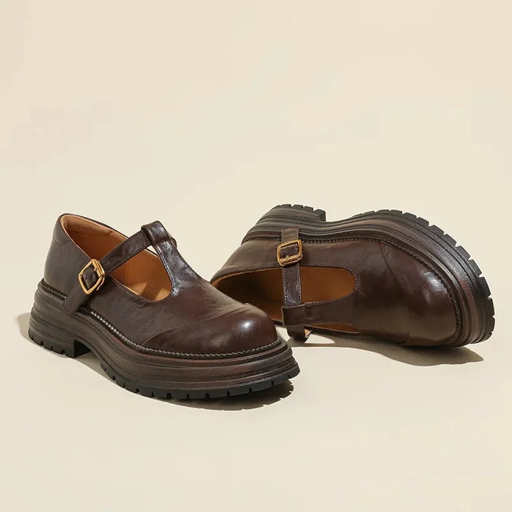 Mary Janes – Elegant leather shoes