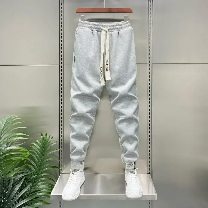 Erick | Comfortable Trousers with Elegant Details