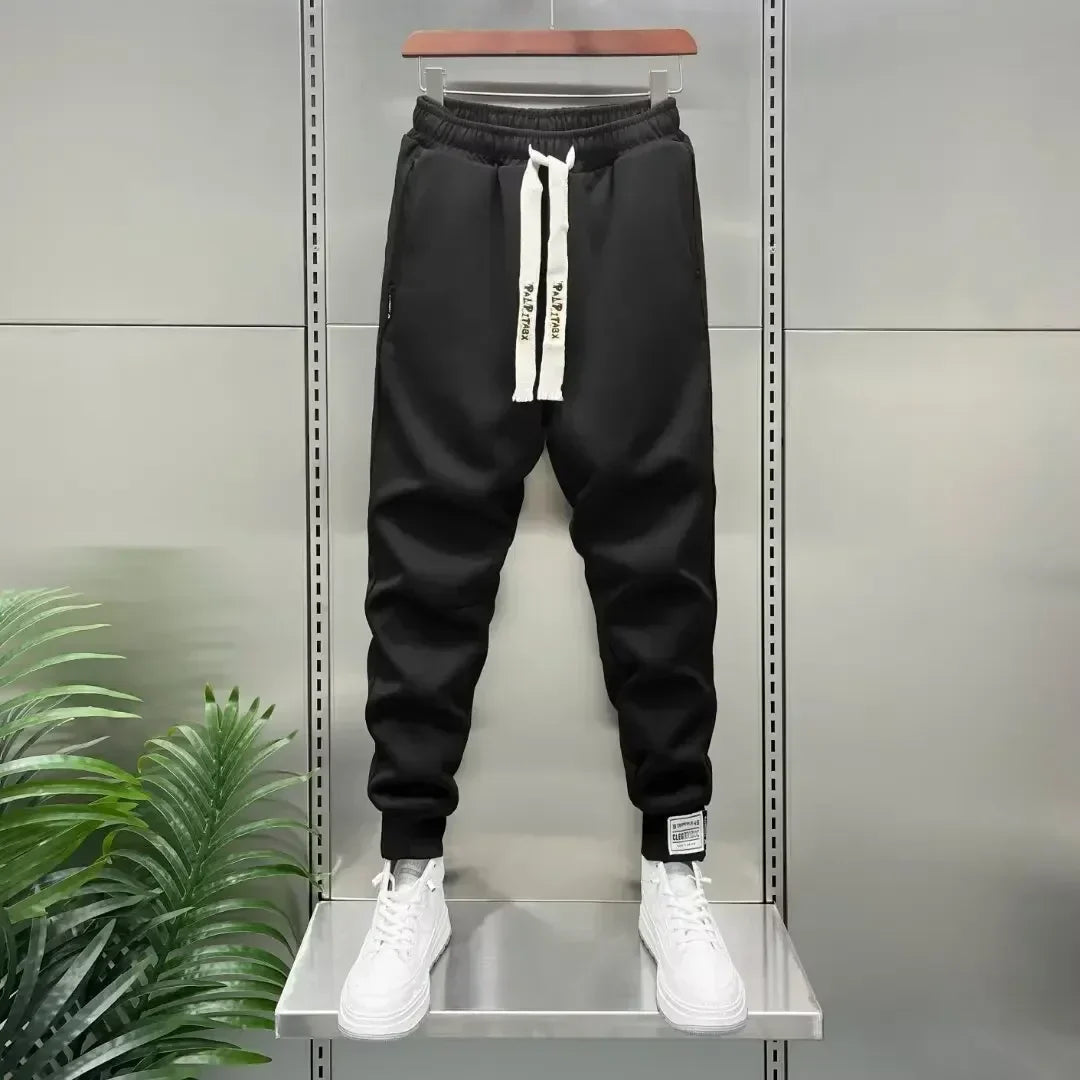 Erick | Comfortable Trousers with Elegant Details