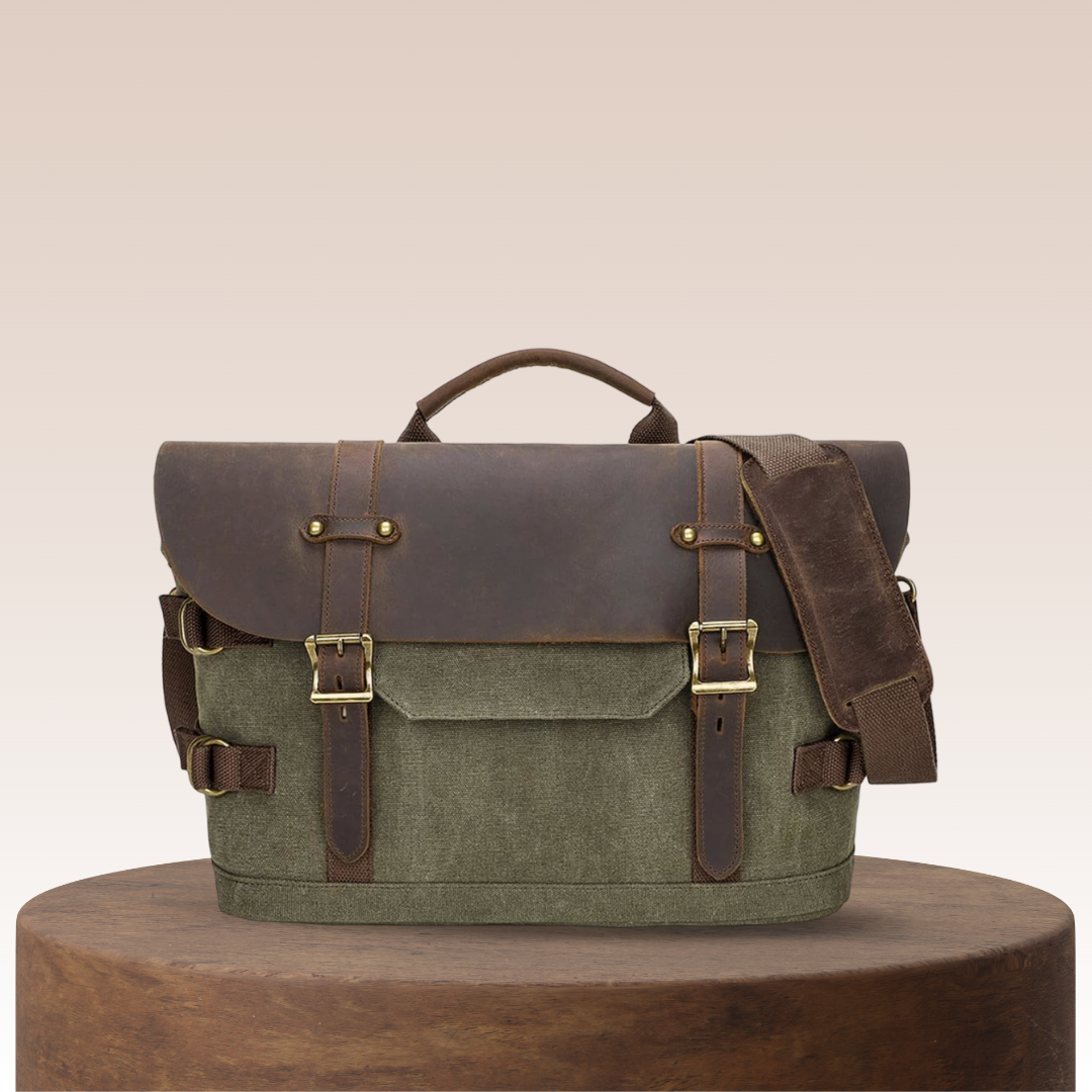 David | Rugged Classic Leather | Messenger Bag