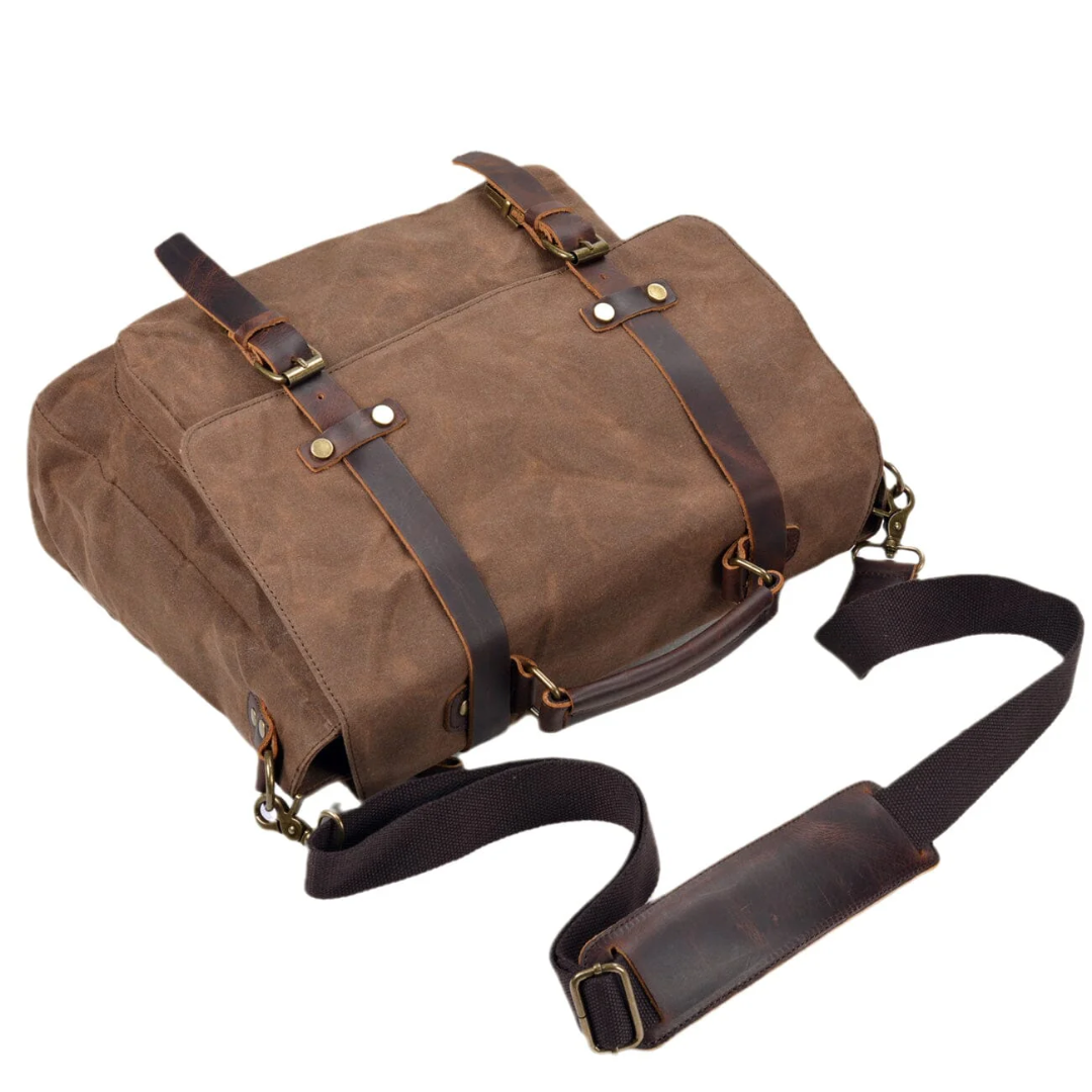 Clark | Vintage Waxed Canvas Leather Straps | Messenger bag