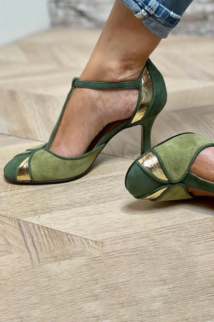 Taviana | Patchwork T-strap Pumps with Closed Toe